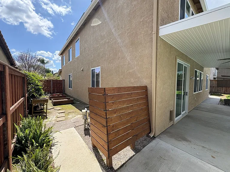 5928 W Whitley Ave — Photo 45