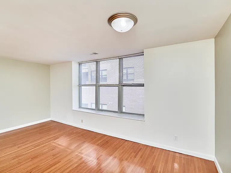 5500 Pershing Ave #44 — Photo 22