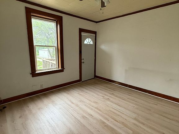3rd image of 1301 19th St APT 13