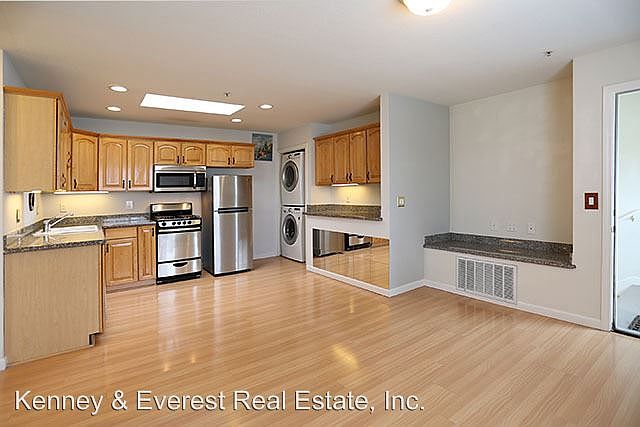 1st image of 3255 San Jose Ave