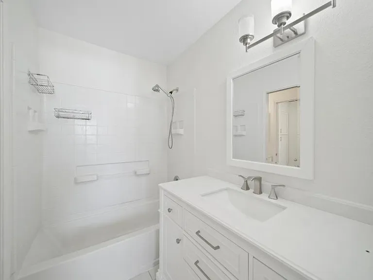 28611 Calle Del Lago #C — Photo 24