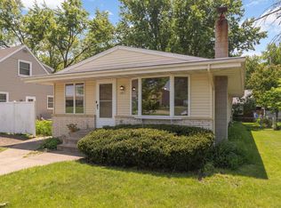 1711 Olive St W, Stillwater, MN 55082