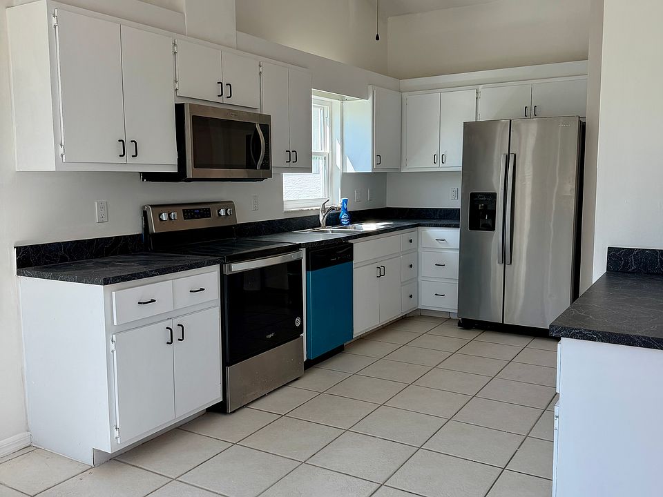1st image of 17754 Acacia Dr