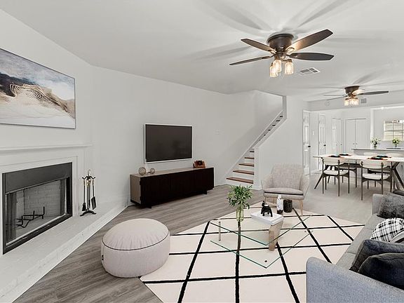 4th image of 901 Sunset Blvd APT A13