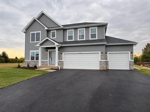 906 Hayden Dr, Yorkville, IL 60560