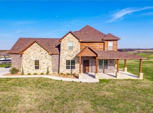 60 Emberson Ranch Rd, Pilot Point, TX 76258