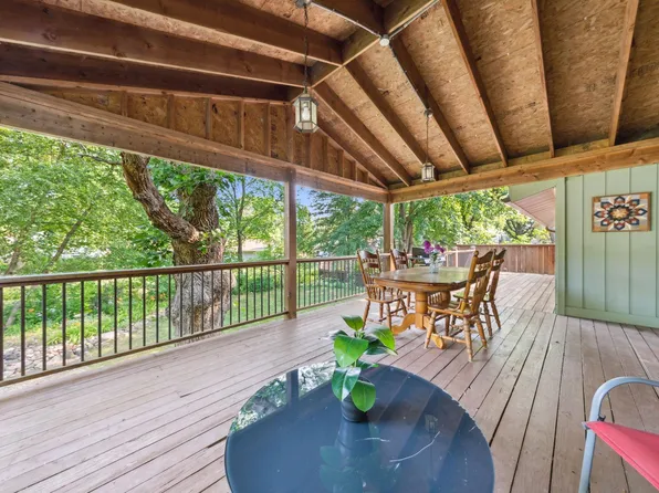 2122 Oakridge Rd, Stillwater, MN 55082
