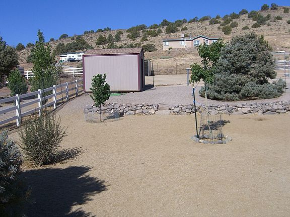 insulated tack rm w/electric 