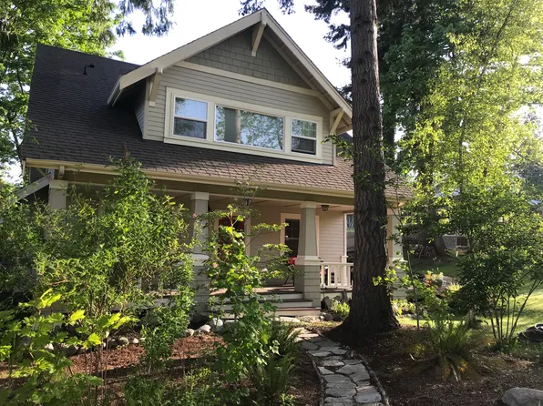 3833 Kansas St, Bellingham, WA 98229