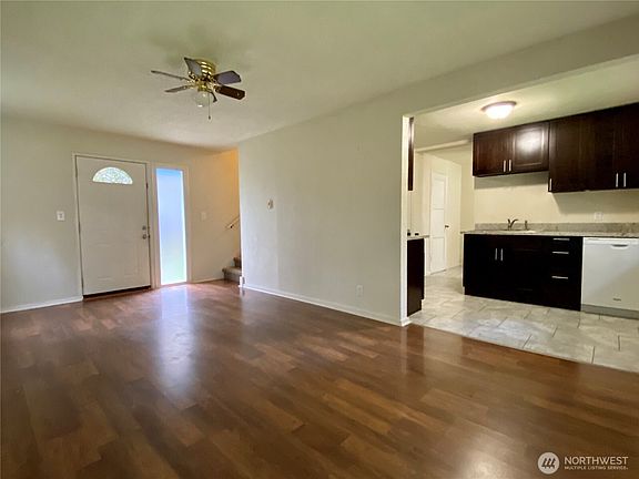 4th image of 5718 5720 Tracyton Boulevard NW