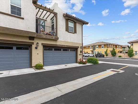 3rd image of 1856 Sea Horse Rd Unit C
