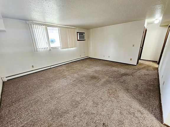 2nd image of 3010 E Rosser Ave #3
