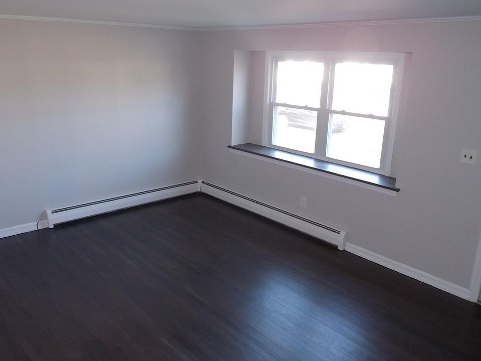 10 Greendale Ave, Pompton Plains, NJ 07444 Zillow