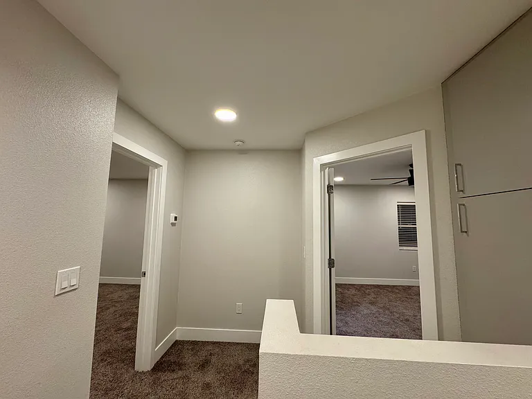 332 E 7th St #2 — Photo 11