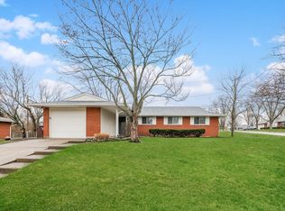 403 Brownstone Dr, Englewood, OH
