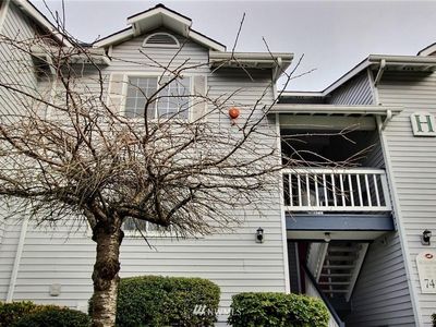 7453 Newcastle Golf Club Rd APT H202, Newcastle, WA, 98059