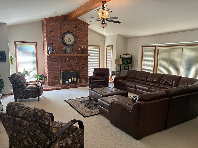 6187 Country Ridge Dr — Photo 5
