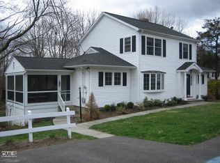 12 Taagan Point Rd, Danbury, CT 06811