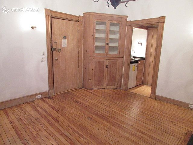 1st image of 16 Gay St APT 10