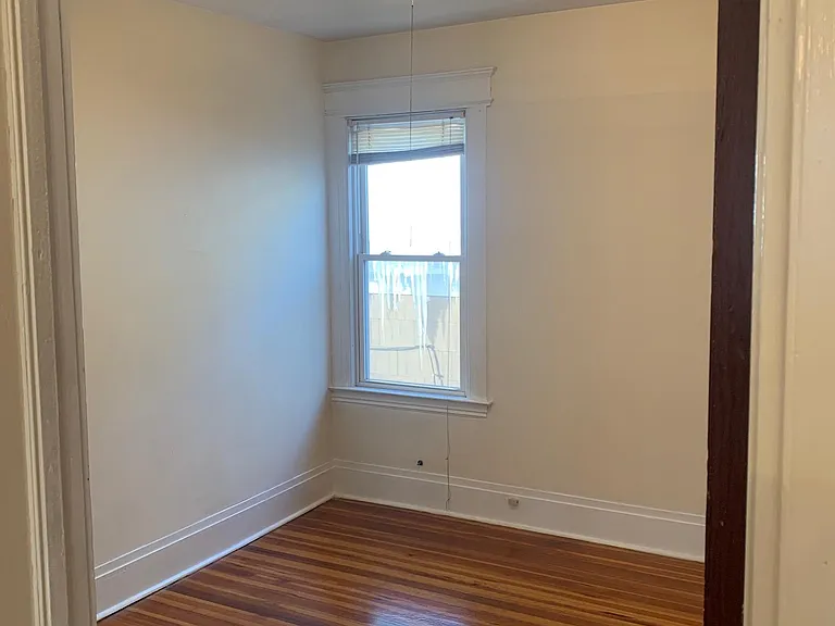 310 Woodruff Ave #2 — Photo 16