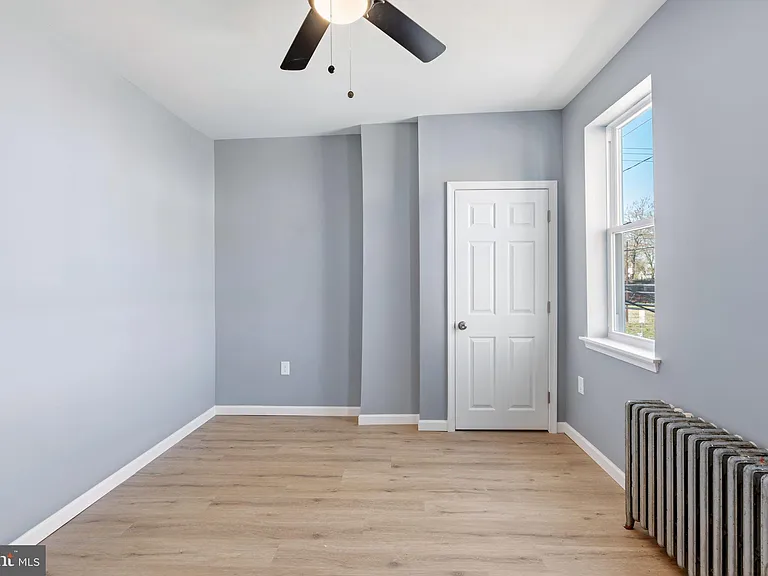 2224 E Clearfield St — Photo 27