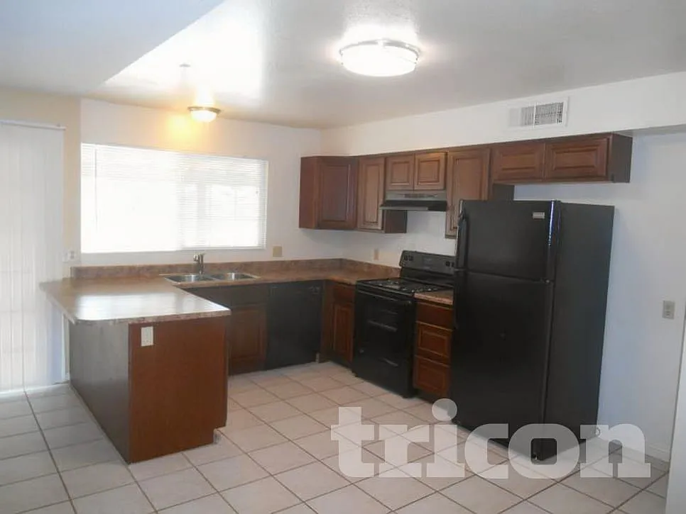411 N Criss Street Chandler AZ — Photo 2