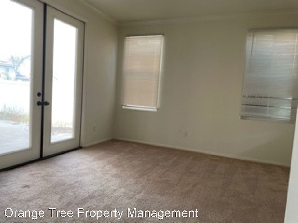 1126 W Glenwood Ct, San Bernardino, CA 92407 Zillow