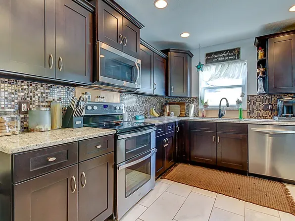 8608 Huntsman Ln, Port Richey, FL 34668