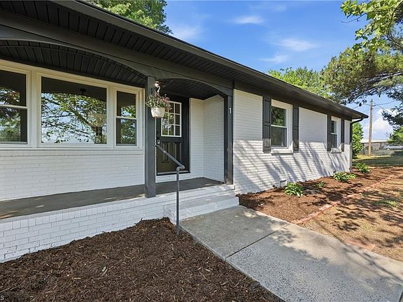 4th image of 310 Houston Rd