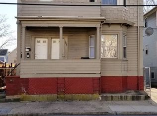 384 Potters Ave, Providence, RI 02907