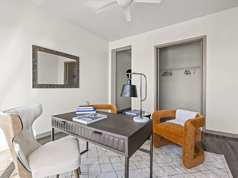 Kent Place Residence — Photo 28