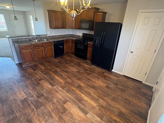 3rd image of 3702 Remington Dr