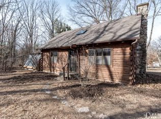 11051 E Bozarth Ln, Columbia, MO 65201