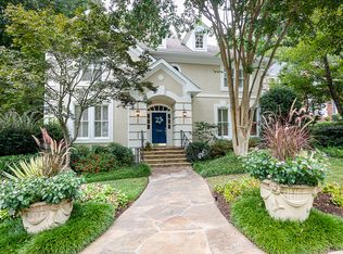 690 Greystone Park NE, Atlanta, GA 30324