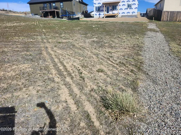 352 Roan Ct, Silt, CO 81652