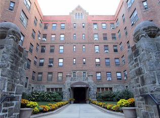1 Garrett Pl APT 1C, Bronxville, NY 10708