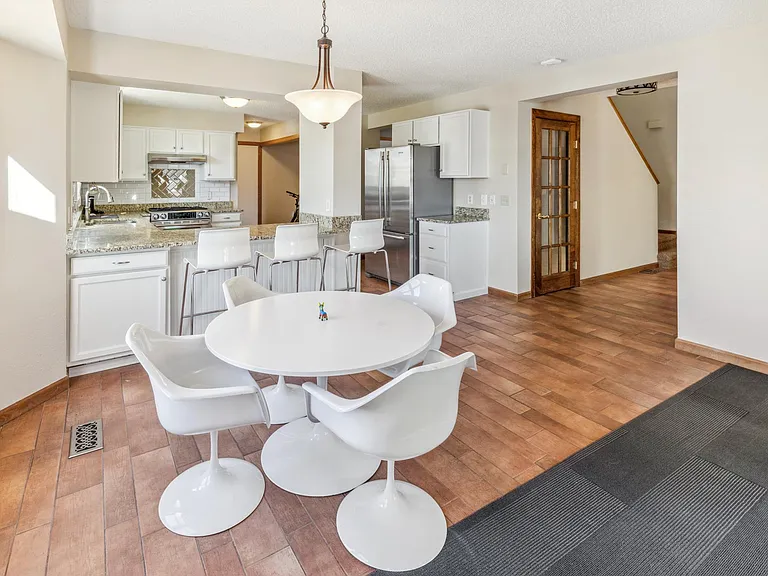 1718 Belvedere Dr — Photo 24