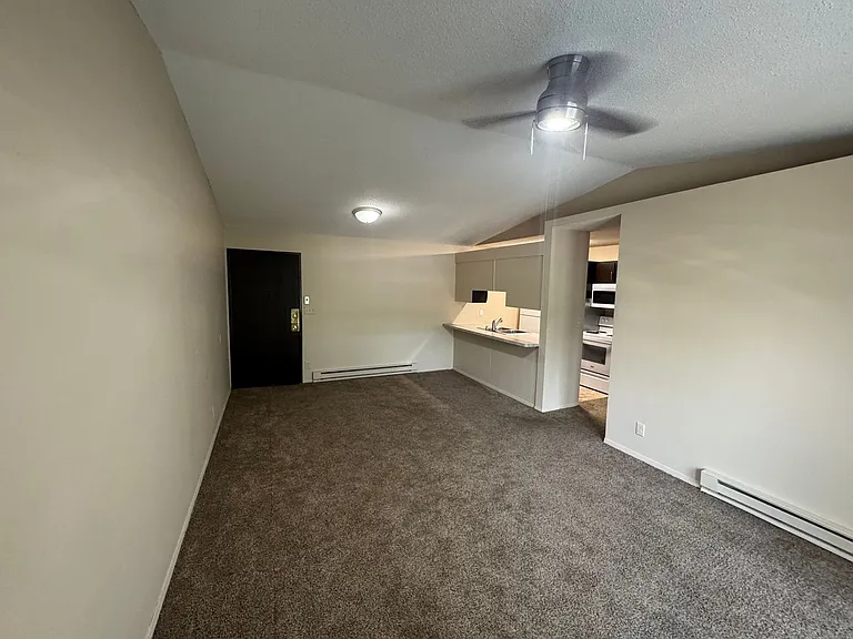 5201 S Union Street — Photo 32