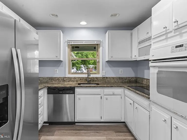 13501 Ivy Way — Photo 23