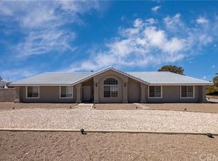 19937 Talihina Rd, Apple Valley, CA 92307