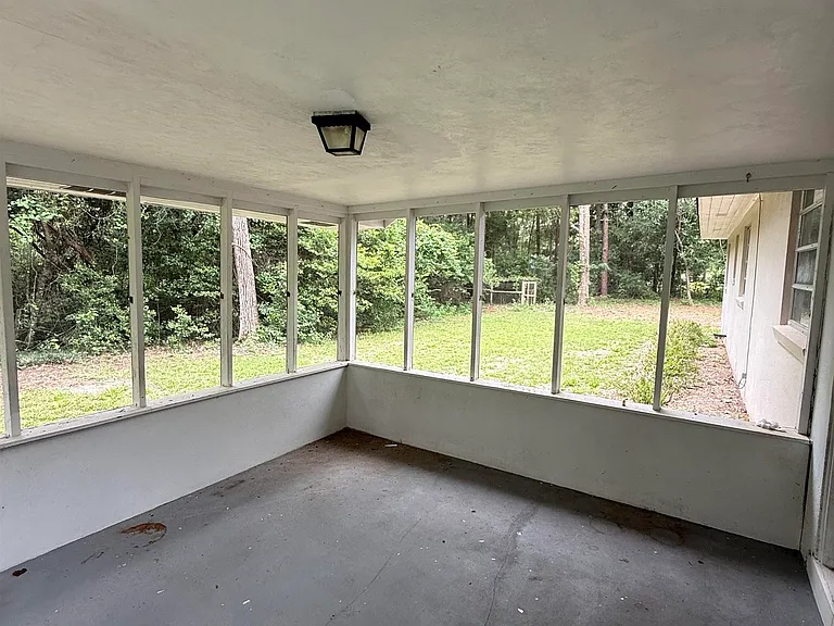 5525 Springhill Rd — Photo 15