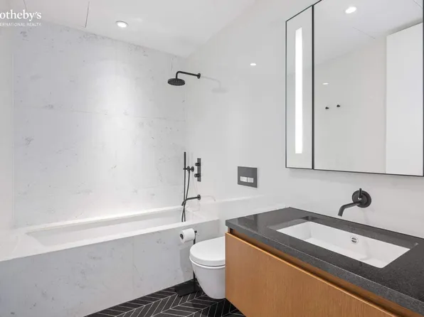 570 Broome Street image 9 of 16