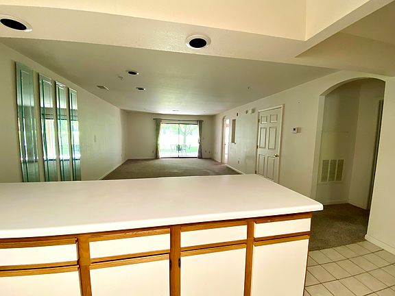 4th image of 350 S Wildwood Dr #13