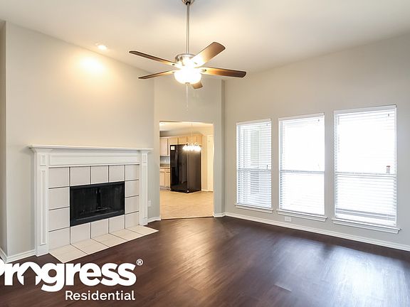 2nd image of 229 Waterford Oaks Dr