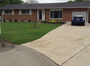 701 El Ray Ct, Saint Louis, MO
