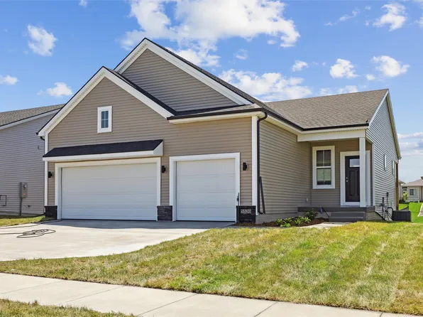 5520 Greene St, Ames, IA 50014