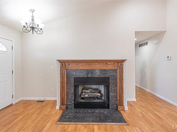 5th image of 20937 Hansen Rd