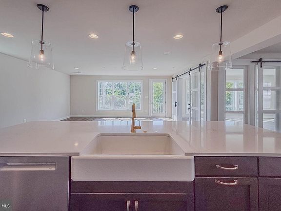 5th image of 8785 Helleber Spring Cir