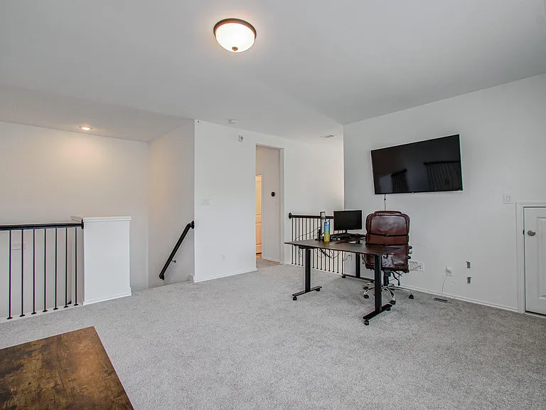 4722 Crest Hill Dr — Photo 34