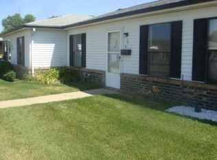 912 Berkley Cir, Mishawaka, IN 46544